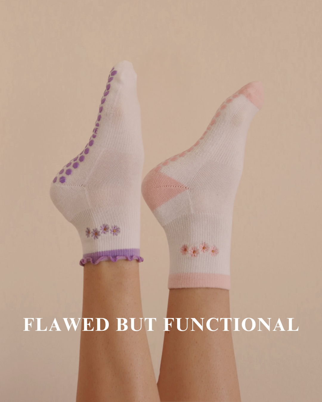 FLAWED BUT FUNCTIONAL - GRIP SOCKS