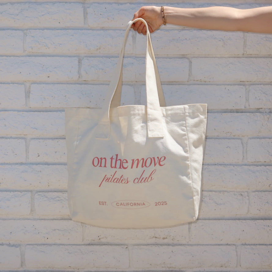 ON THE MOVE CLUB TOTE BAG