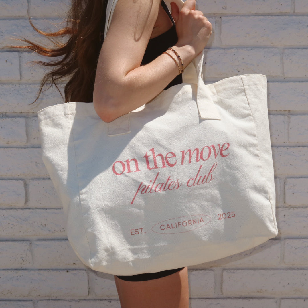 ON THE MOVE CLUB TOTE BAG
