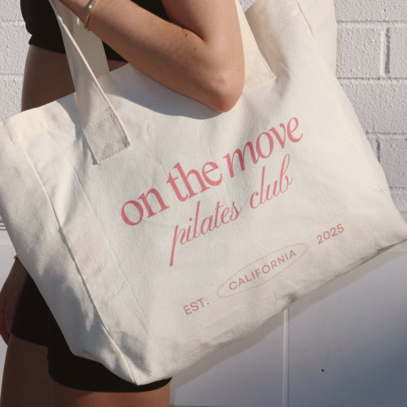 ON THE MOVE CLUB TOTE BAG