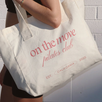 ON THE MOVE CLUB TOTE BAG