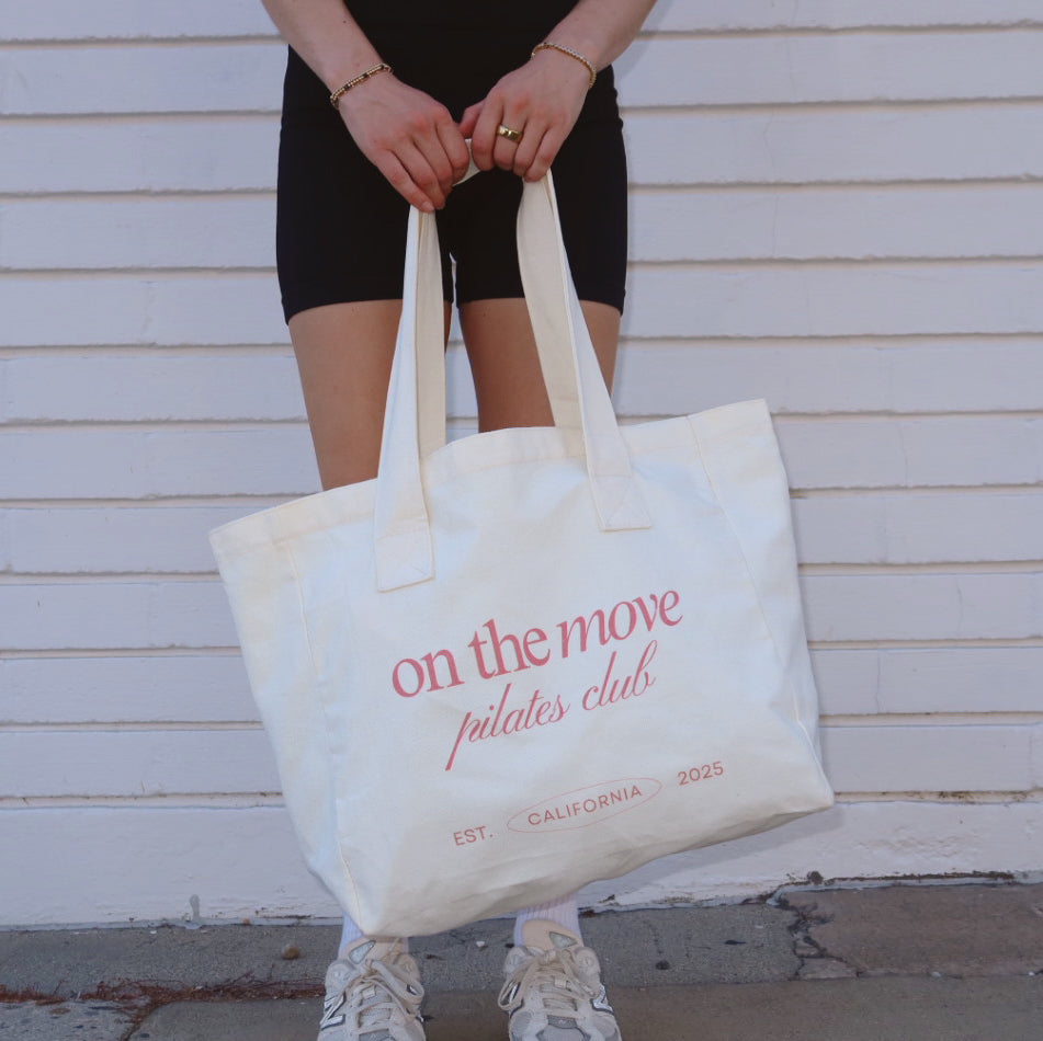 ON THE MOVE CLUB TOTE BAG